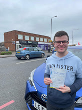 Pupil with a pass certificate